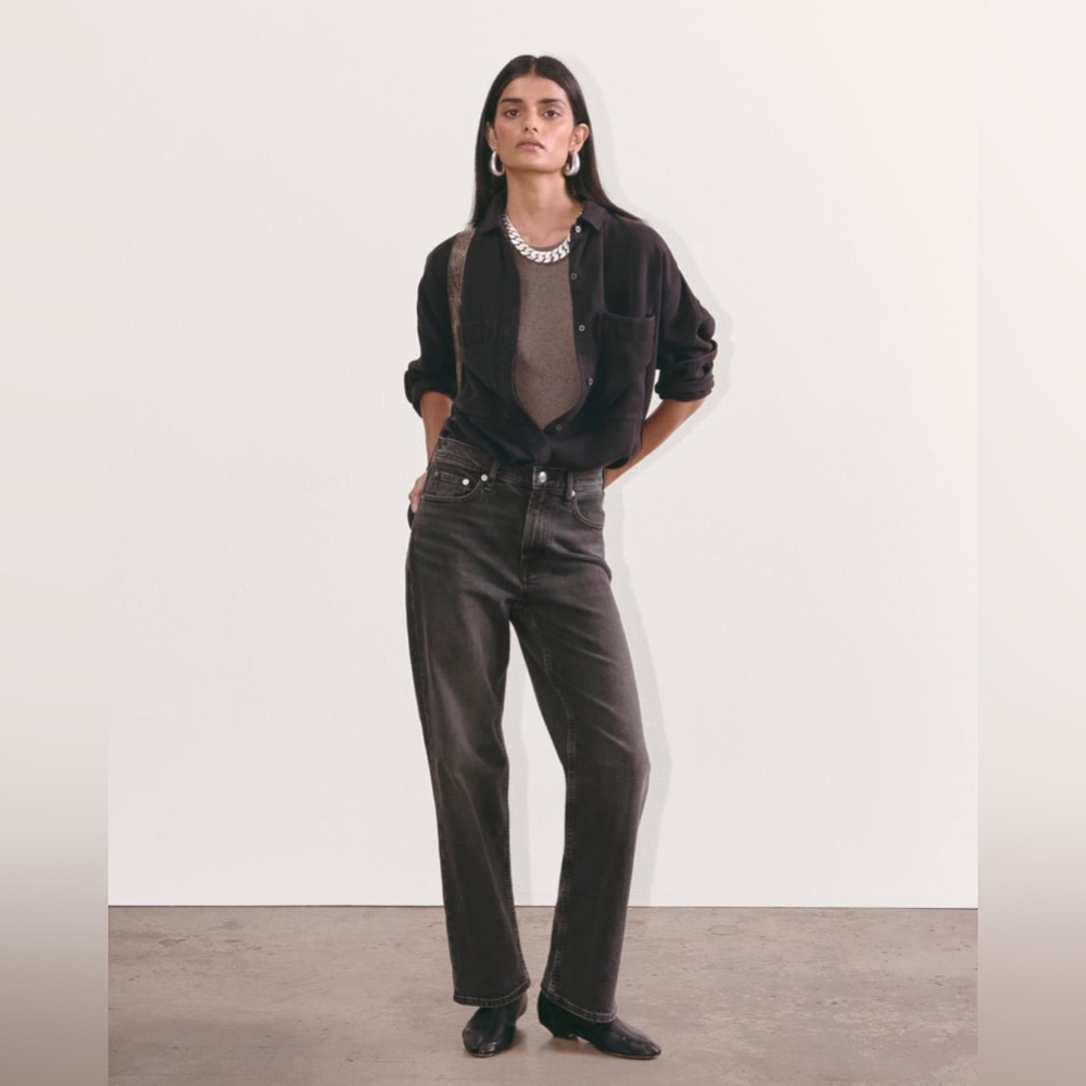 EVERLANE The Cheeky Straight Jean